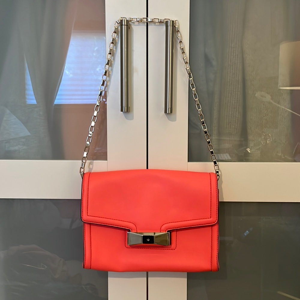 Coral Kate spade gold chain link purse